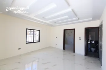  8 شقة تسويه 107 متر ويتبع لها ترس 60 متر وكراح منفصل، الشقه الاخيره ،،تم تخفيض