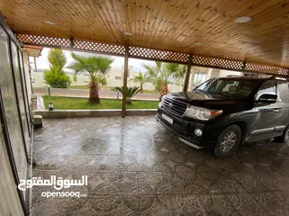 22 فيلا مميزه في منجا قرب طريق عمان مادبا