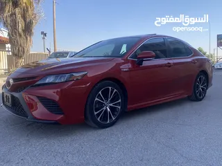  13 TOYOTA CAMRY SE 2019