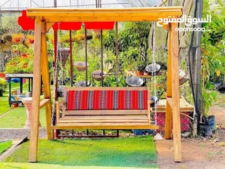  20 مقاعد خشبية للحدائق طاولات خشبية بروجيلات خشبية بأفخم تصميم مراجيح خشبية