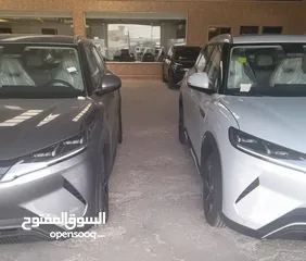 22 جيب عائلي يوان أب.فل اضافات.بانوراما.بطارية 45K.مدى 405Km.زيرو.كفالة 6 سنوات.حرة/رديات ضريبية