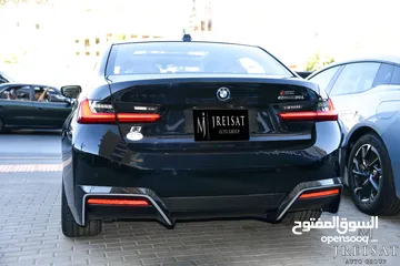  7 بي ام دبليو الفئة الثالثة i3 eDrive35L الكهربائية 2023 BMW i3 eDrive35L EV M Power Package