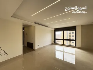  5 شقة فاخره للبيع طابق اول مساحة 235م بكردور عبدون(عميش) بسعر مميز