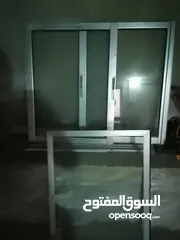  1 شباك المنيوم بحالة جيدة