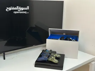  2 للبيع او البدل سوني 4سليم مع vr شبه جديد