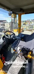  25 جرافات عدد 2  Volvo F180 +Volvo E180