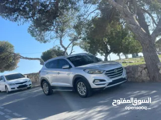  2 جب هونداي توسان 2017 ماتور 2000cc 4x4 ديزل