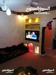  18 شقق مفروشه فخمه للايجار
