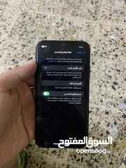  1 ايفون XR ...