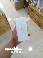  1 سماعات ايربودز ابل