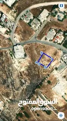  3 قطعة ارض للبيع في محافظة العاصمة أراضي ناعور شارع السلام على شارع الحوض العويلية خلف قصر السفير
