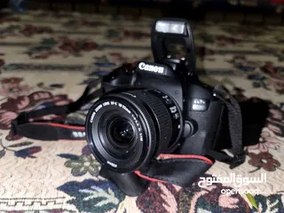  4 كاميرا كانون EOS D800 شبه جديد، مستخدم 100 صورة فقط للبيع في صنعاء