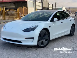  18 Tesla Model 3 Standerd Plus 2021