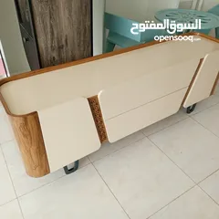  4 طاولة موديرن للتلفزيون