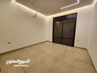  5 شقة للبيع في عبدون  REF : 14330