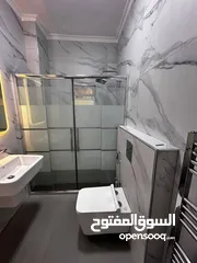  12 شقة أرضية للبيع - الجندويل - موقع راقٍ