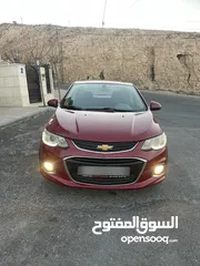  2 شفر أفيو موديل 2017 فحص 3 جيد والرابع ضربه ع الراس بحالة الوكالة