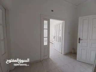  5 شقة للايجار في الدوار الرابع  ( Property 33512 )