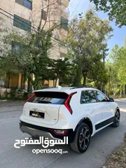  5 كيا نيرو 2022