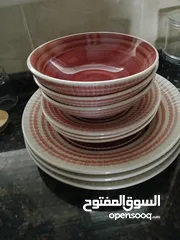 14 صينيه عدد 2 ستانليس ستيل ثقيلة بحال الجديد والاغراض اغلبها جديد غير مستعملة
