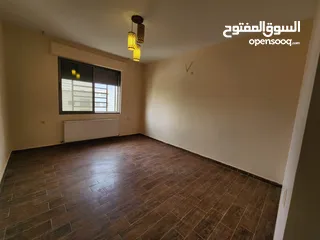  17 شقة للبيع في حي الصحابة - ref : 14578