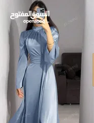  3 فستان جديد لونه ازرق نوع القماشه ستان طويل وليس مخايل ليس قصير جوده القماش كويسه نظيفه