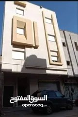  1 مبني استثماري أربع أدوار للبيع في مدينة طرابلس منطقة غوط الشعال جهة شارع 10 في شارع المجمع علي طريق