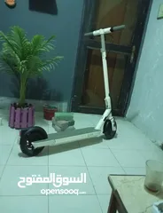  2 سكوتر كهرباء نوع اوكاي مع شاشه تحكم