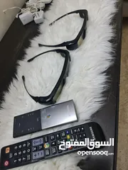  8 شاشة سامسونج متكلمة 55 انش 3D معها نطرات بداخلها كاميرا الشاشة رفيعة جدا أوامر بليد وبصوت