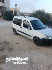  3 بيجو بارتنر 2011