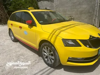  2 سكودا اوكتافيا ستيشن موديل 2019  السيارة نضيفة  و كل المواصفات في الاعلان