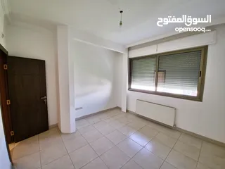  5 شقة فارغة للايجار لم تسكن في الكرسي 239 متر