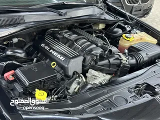  25 كرايزلر 300 SRT8 خليجي بحالة الوكالة 2016