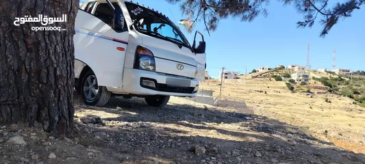  4 بورتر شحن لون ابيض