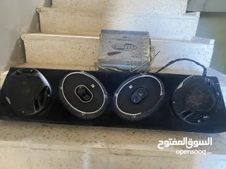  1 JBL  امبي فير مع اربع سماعات