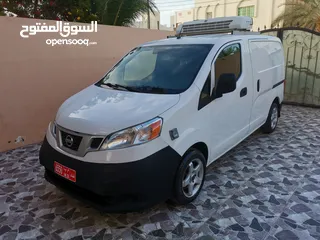  1 نيسان فان NV200