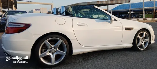  8 Mercedes-Benz SLK 200 V4 1.8L Model 2015