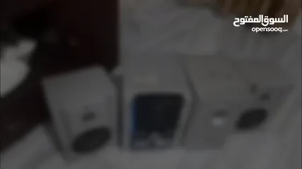  8 ستيريو مع هوفر وسماعتين