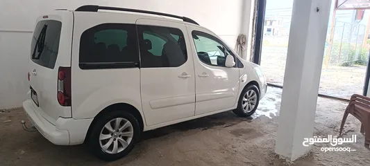  3 سكودا وبيجو بارتنر
