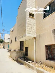  1 منزل مستقل مع مخازن تجارية للبيع والتنازل فوري