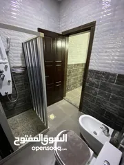  15 فيلا مميزه في منجا قرب طريق عمان مادبا