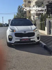  2 سبورتج ماتور 2000 ديزل 4*4 فل اضافات مع بانو راما