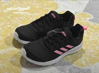  4 جوتي Adidas Shoes