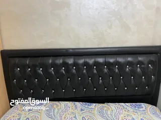 6 تخت بدون الخزانة