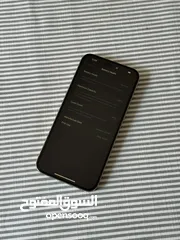 6 Iphone 15 pro max natural titanium 256GB used like new شرق اوسط