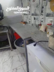 3 معدات  محل معجنات للبيع بحاله جيده جدا لعدم التفرغ للبيع