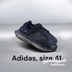  2 أحذية رجالية أوروبية مستعملة نظيفة للبيع ماركات مختلفة