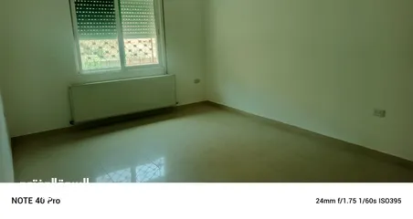  13 شقه ارضيه للبيع