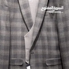  7 بدلة عملية