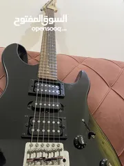  3 Yamaha Gigmaker ERG121 Electric Guitar With amplifier  الكتريك جيتار ياماها مع امبليفاير